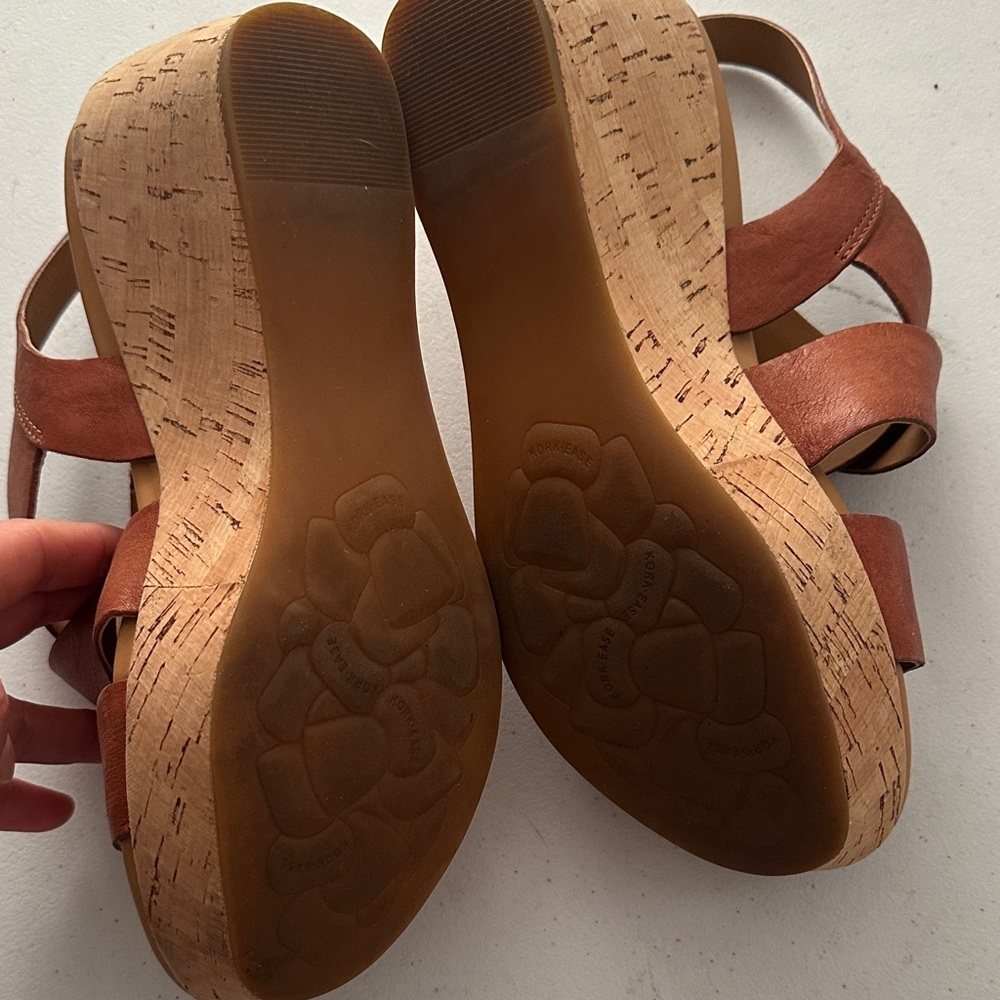 Kork-Ease Tan Leather Sandals - Picture 3 of 4